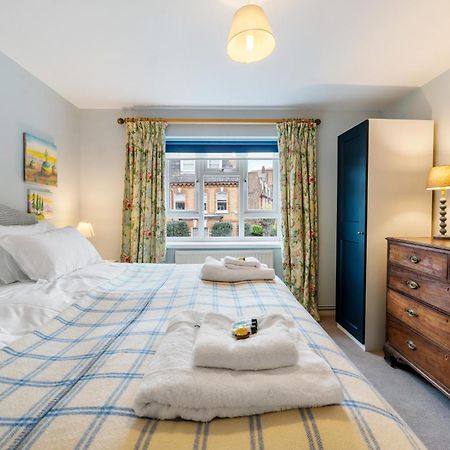 Bright & Cosy Gem ~ Battersea Park View ~ King Bed Apartment Londra Exterior foto