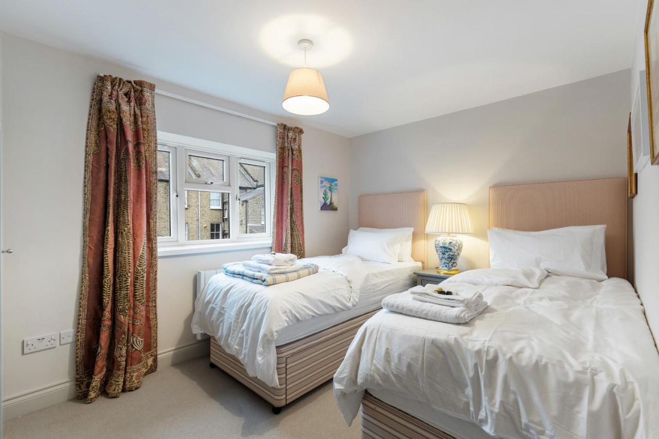 Bright & Cosy Gem ~ Battersea Park View ~ King Bed Apartment Londra Exterior foto
