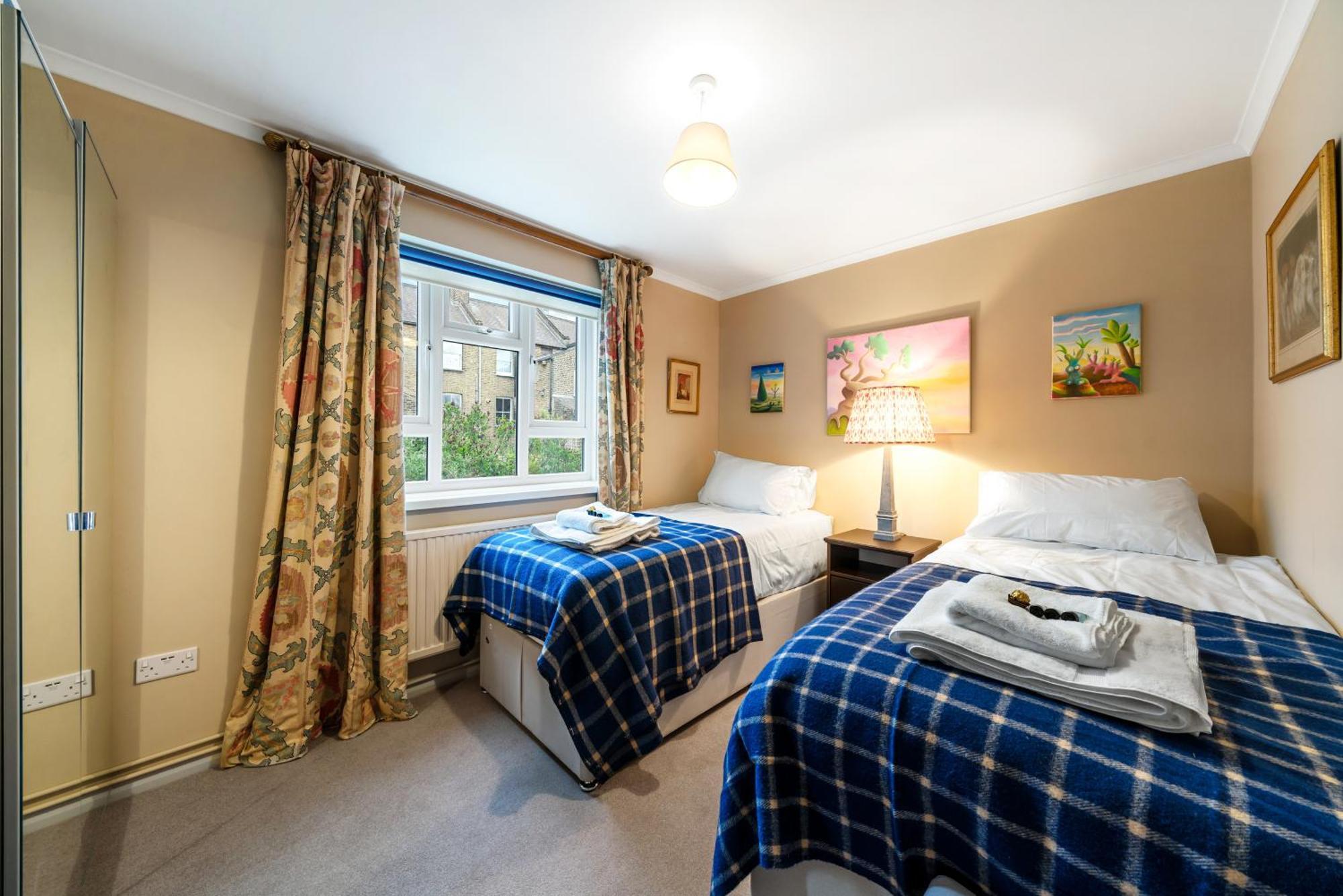 Bright & Cosy Gem ~ Battersea Park View ~ King Bed Apartment Londra Exterior foto