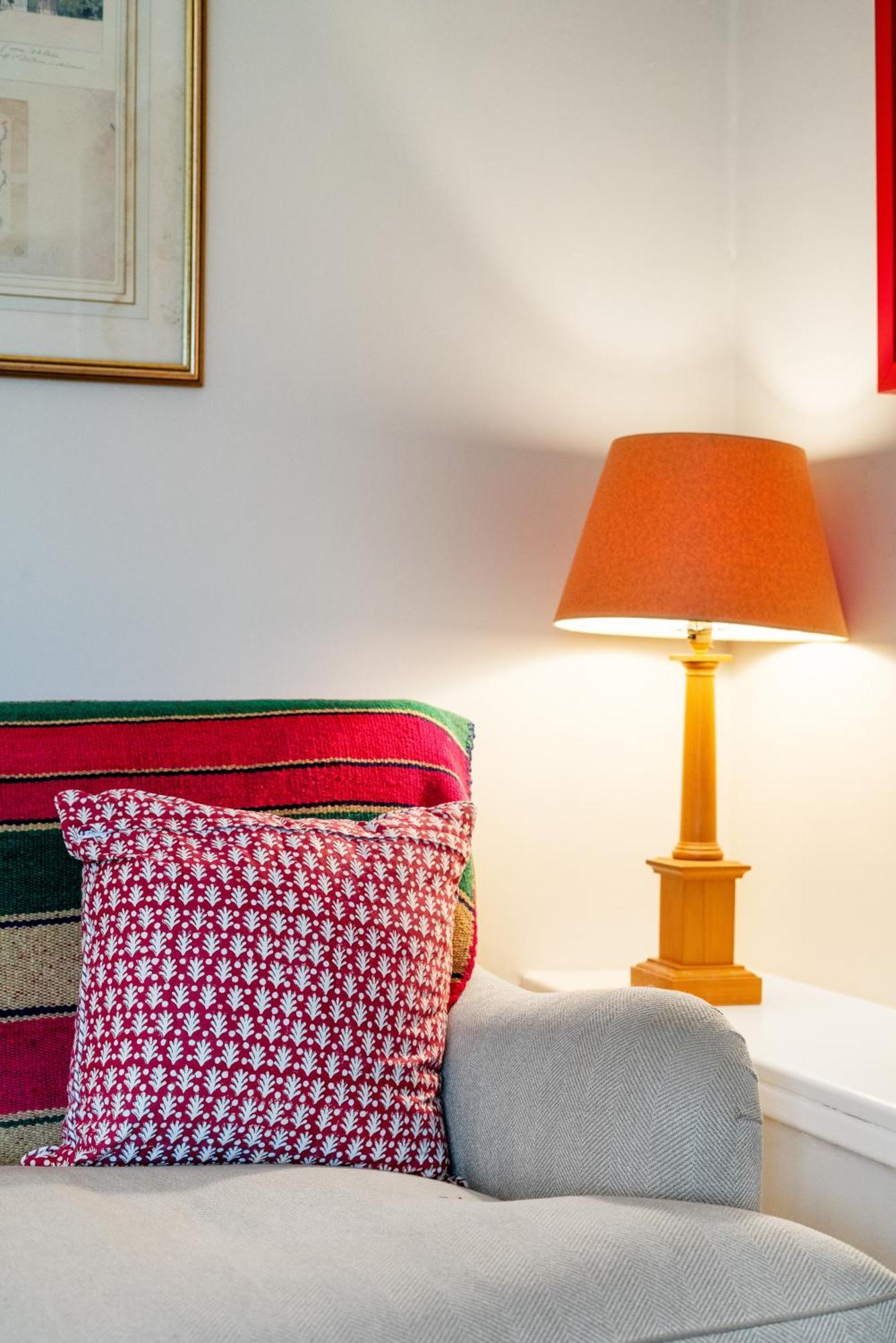 Bright & Cosy Gem ~ Battersea Park View ~ King Bed Apartment Londra Exterior foto
